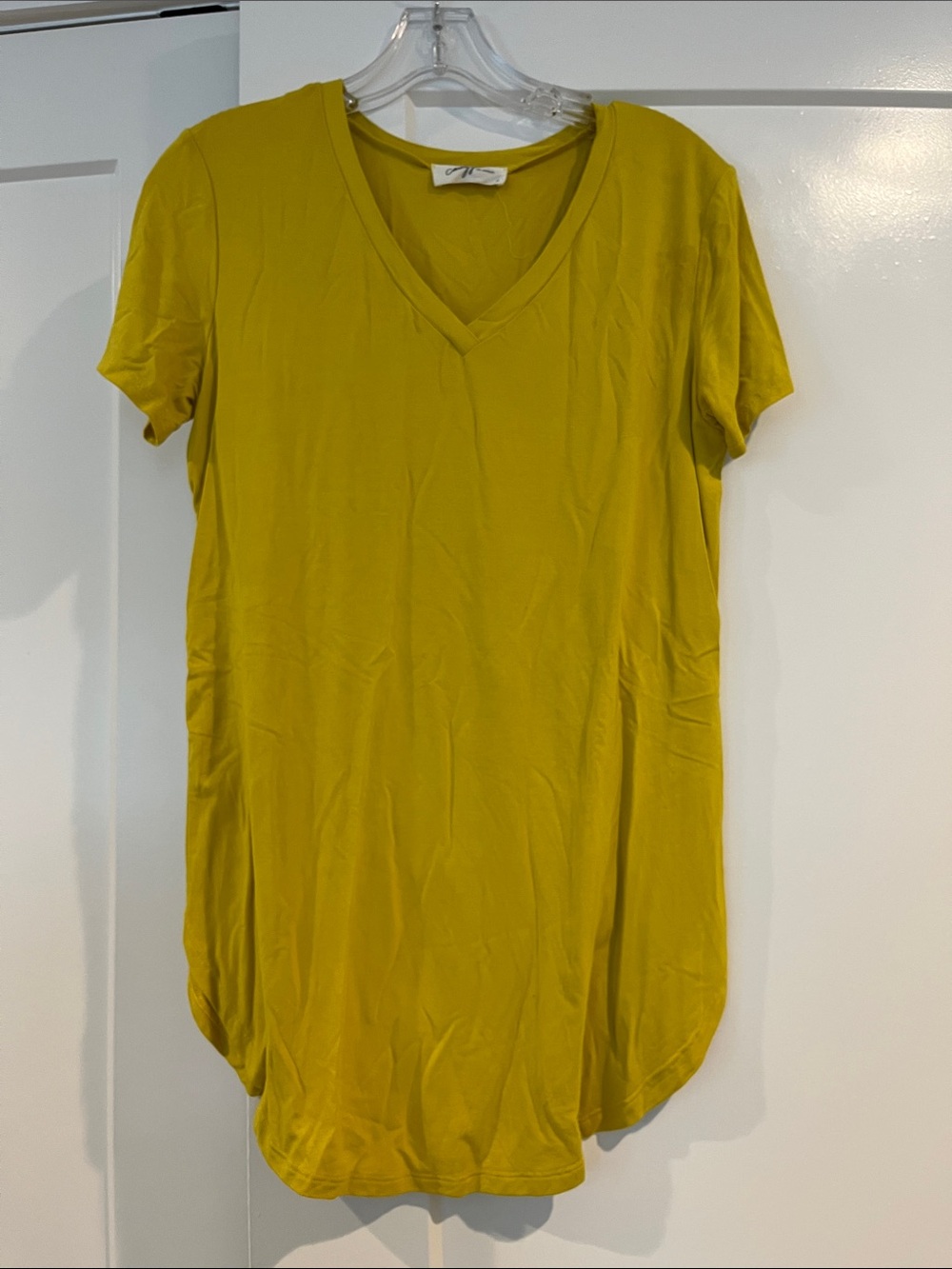 Carly Jean Los Angeles V-Neck Short Sleeve Tunic in Mustard Yellow